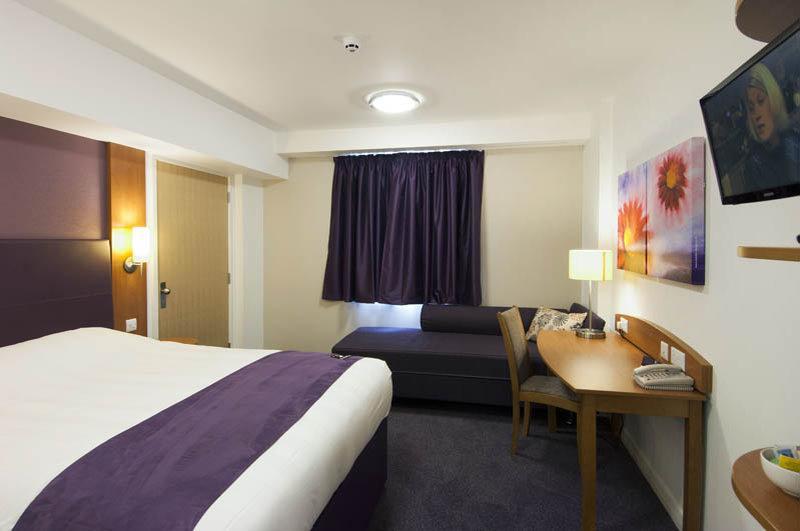Premier Inn Newcastle Team Valley Gateshead Exterior foto